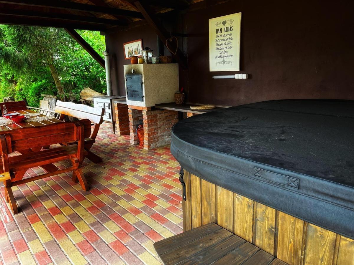 Ferienwohnung Poettyoesotthon Vendeghaz Tiszabábolna Exterior foto